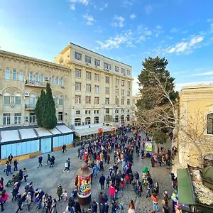 Otel Center, Bakü